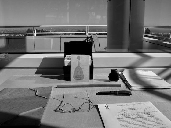 Переосмысляя архив: два замечания для проекта атласа